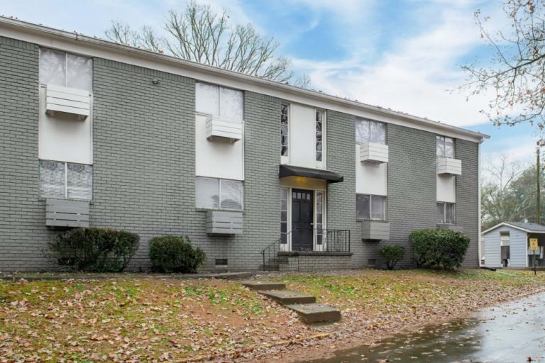 Photo Gallery TO WHISPERING OAKS